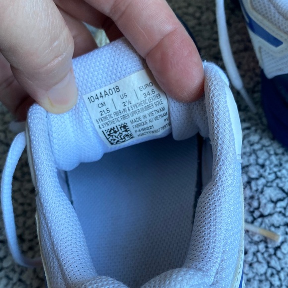 Asics Kids' Cream and Blue Sneakers - Picture 5 of 10